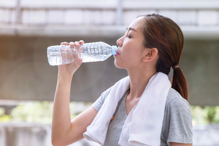 effects of disposable water bottles