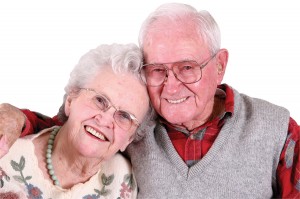 senior-couple-smiling